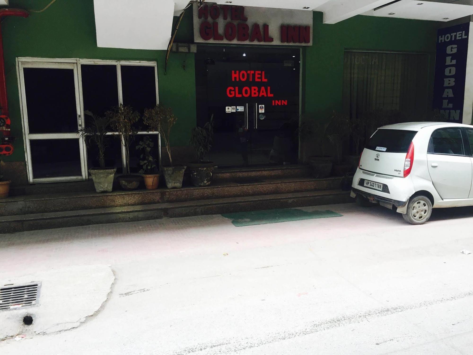 Super Hotel O Global Нью-Дели Экстерьер фото